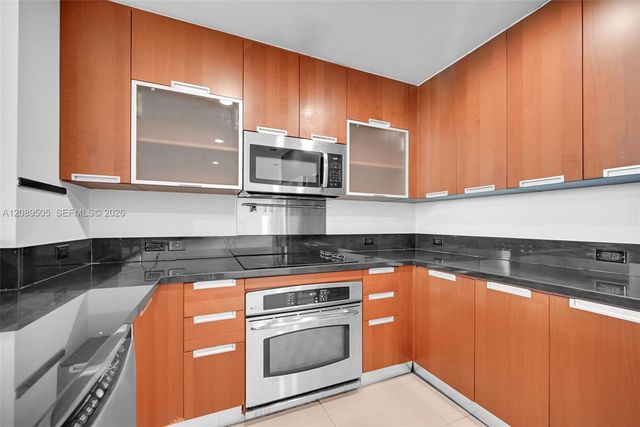 7901 Hispanola Avenue 909, North Bay Village, FL 33141