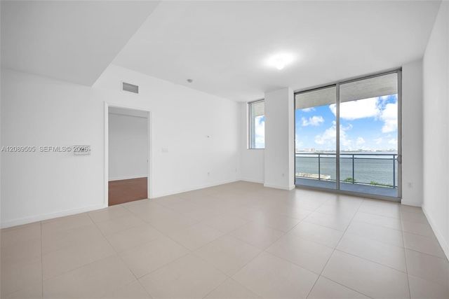 7901 Hispanola Avenue 909, North Bay Village, FL 33141