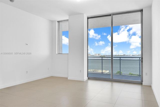 7901 Hispanola Avenue 909, North Bay Village, FL 33141