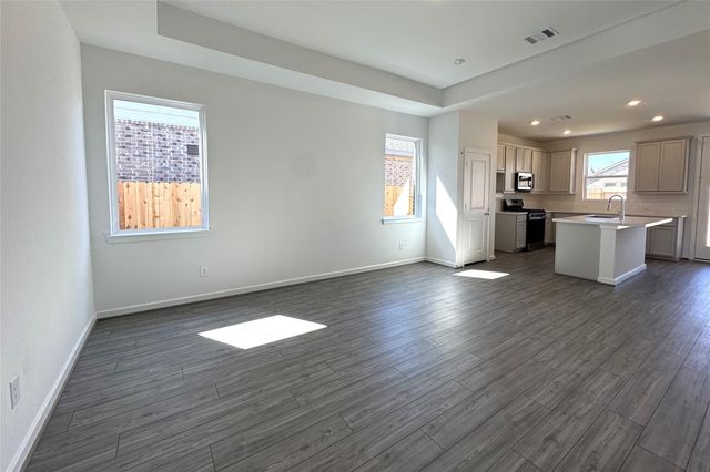 9723 Pettus Creek Drive, Cypress, TX 77433