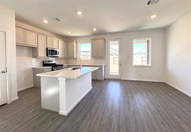 9723 Pettus Creek Drive, Cypress, TX 77433