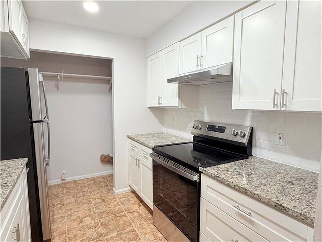 1166 SW Booth Road SW 908, Marietta, GA 30008
