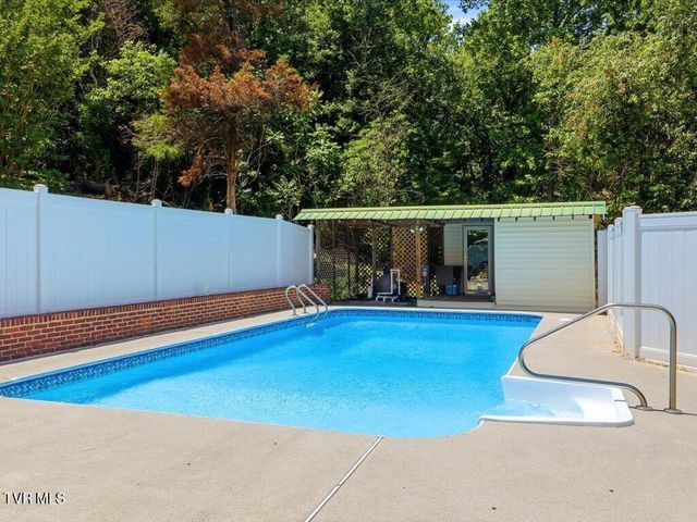7531 West Pierce Drive, Talbott, TN 37877