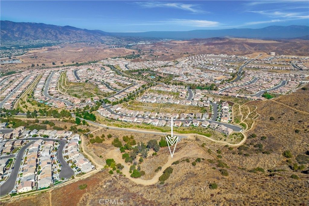 Image 17 of property listing at 11085 Canyon Circle, Corona, CA 92883