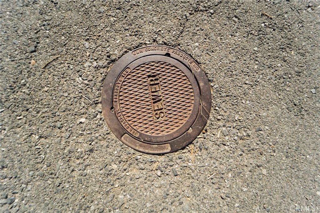 Image 33 of property listing at 11085 Canyon Circle, Corona, CA 92883