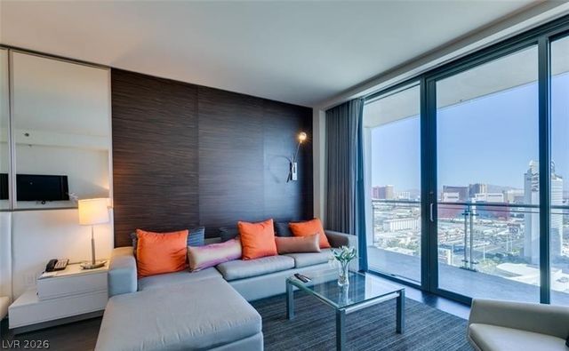 4381 West Flamingo Road 15310, Las Vegas, NV 89103