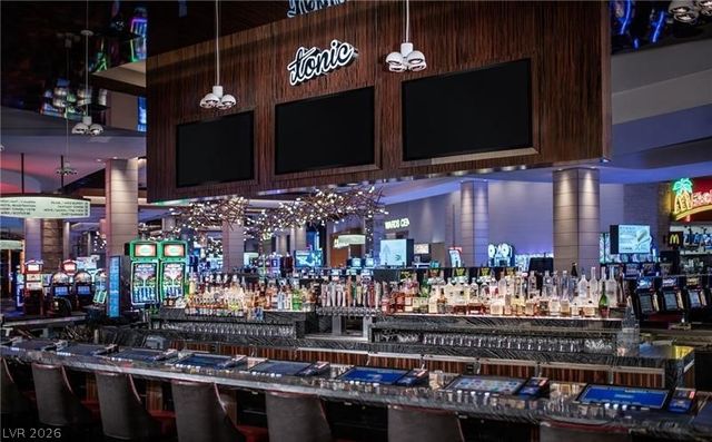 4381 West Flamingo Road 15310, Las Vegas, NV 89103