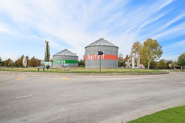 1630 Yellow Iris Trail, Richmond, TX 77406