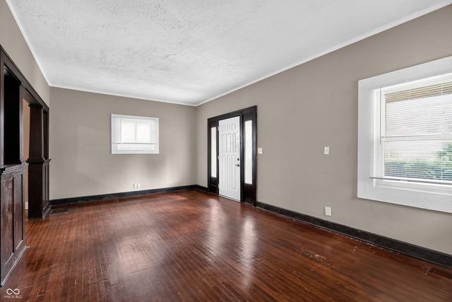 609 N Linwood Avenue, Indianapolis, IN 46201