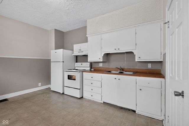 609 N Linwood Avenue, Indianapolis, IN 46201