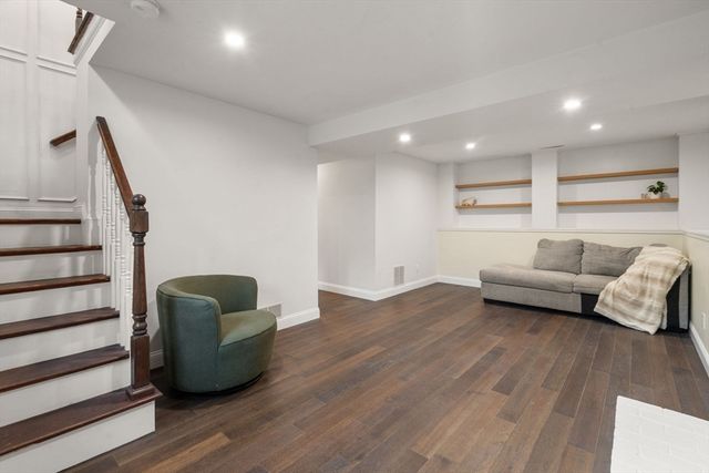 17 Minuteman Lane, Plymouth, MA 02360