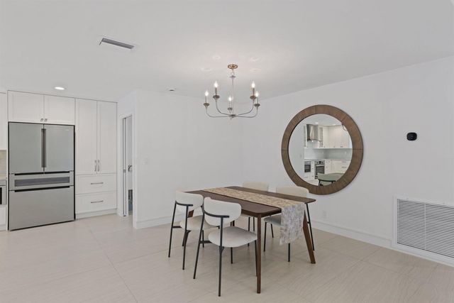 20195 Back 9 Drive, Boca Raton, FL 33498