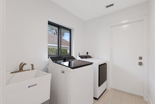 20195 Back 9 Drive, Boca Raton, FL 33498