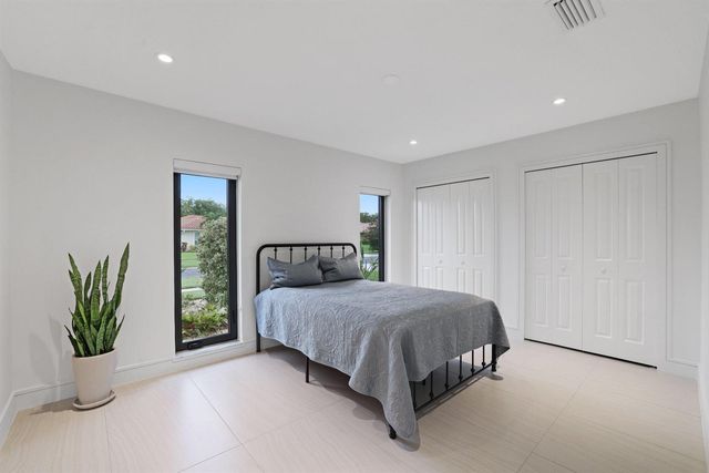 20195 Back 9 Drive, Boca Raton, FL 33498