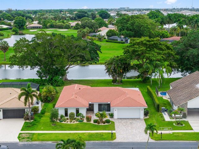 20195 Back 9 Drive, Boca Raton, FL 33498