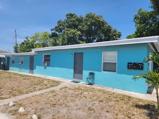 134 W 24th Street 1, Riviera Beach, FL 33404