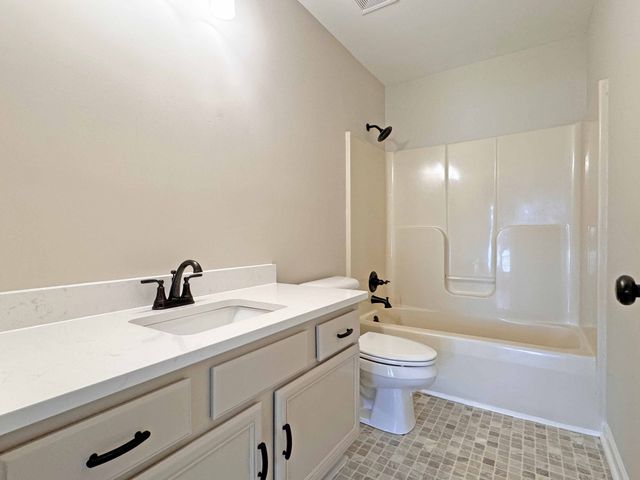 289 Ballygar Court, Clarksville, TN 37043