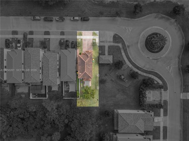 5203 NW 50th Ter, Tamarac, FL 33319