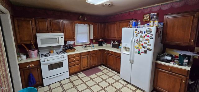 424 Tillman Street, Burlington, NC 27217