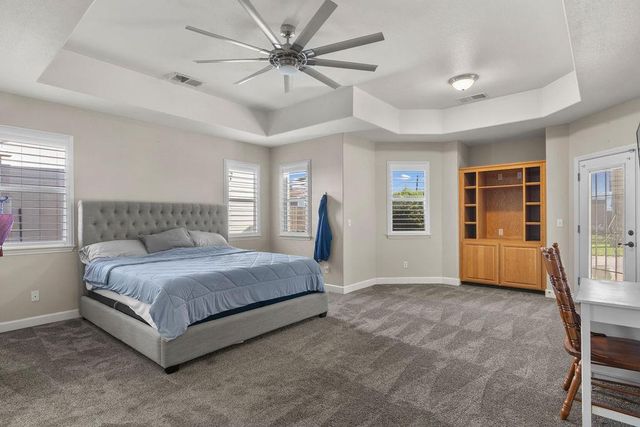 10528 Rio Sombra Dr, Oakdale, CA 95361