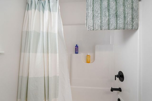 1312 N Maxine Avenue, Nixa, MO 65714