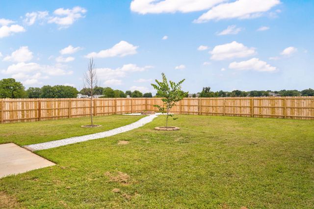 1312 N Maxine Avenue, Nixa, MO 65714