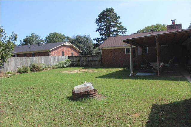 26 Sherwood Lane, Clarksville, AR 72830