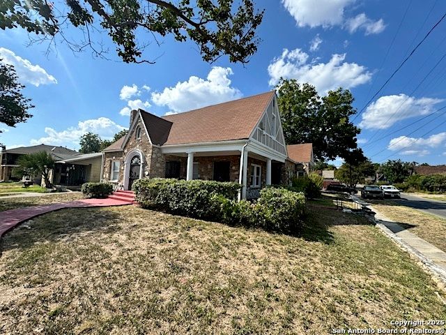 2001 kings, San Antonio, TX 78201