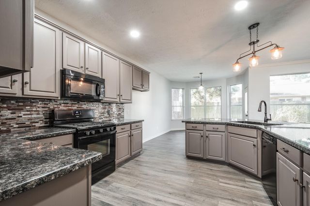 19106 Aquatic Drive, Humble, TX 77346