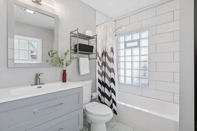 3525 30th Avenue N, Robbinsdale, MN 55422