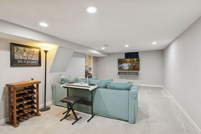 3525 30th Avenue N, Robbinsdale, MN 55422