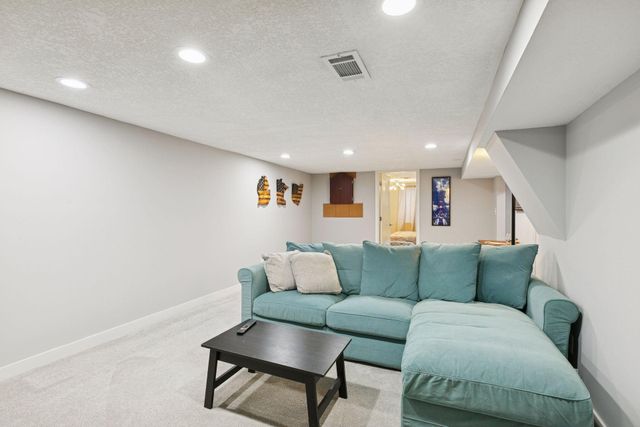 3525 30th Avenue N, Robbinsdale, MN 55422