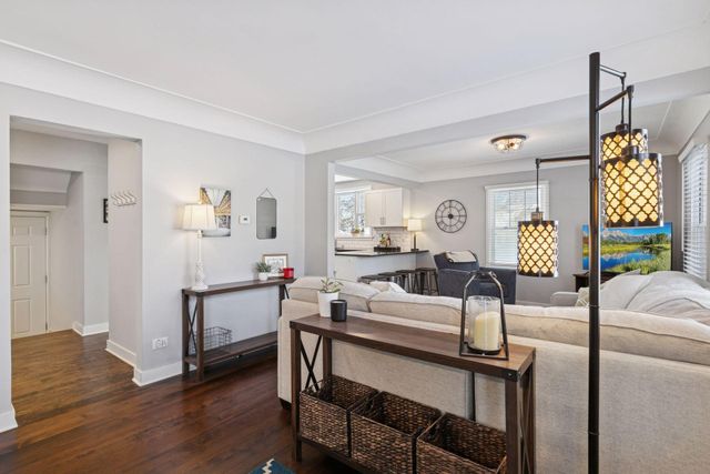 3525 30th Avenue N, Robbinsdale, MN 55422