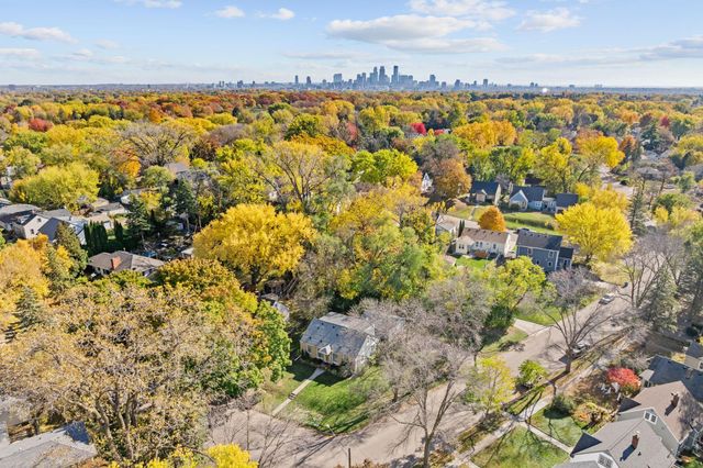 3525 30th Avenue N, Robbinsdale, MN 55422