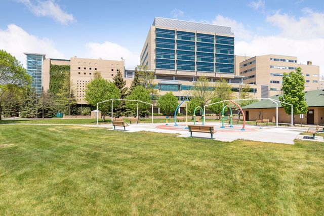 3525 30th Avenue N, Robbinsdale, MN 55422