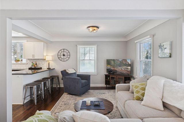 3525 30th Avenue N, Robbinsdale, MN 55422