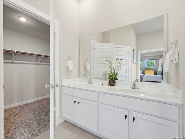 12407 Autumn Way, Atascosa, TX 78002