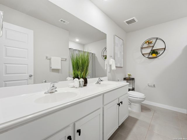 12407 Autumn Way, Atascosa, TX 78002