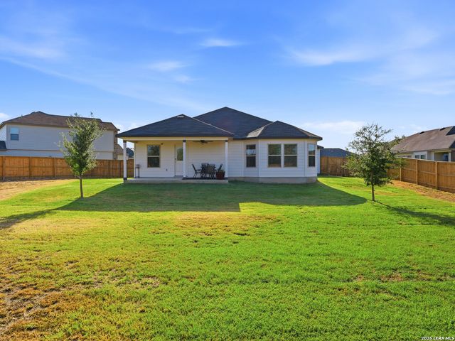 12407 Autumn Way, Atascosa, TX 78002