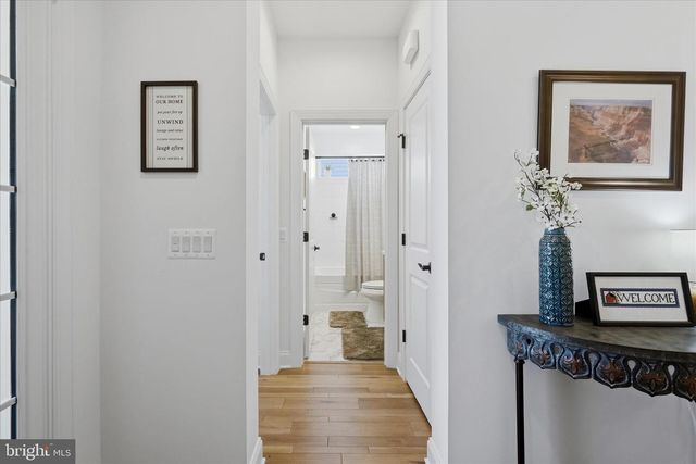 123 COWBIRD ST, Lake Frederick, VA 22630