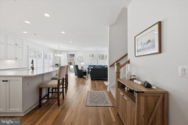 123 COWBIRD ST, Lake Frederick, VA 22630