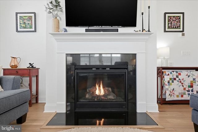 123 COWBIRD ST, Lake Frederick, VA 22630