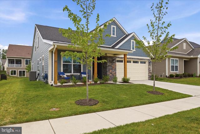 123 COWBIRD ST, Lake Frederick, VA 22630