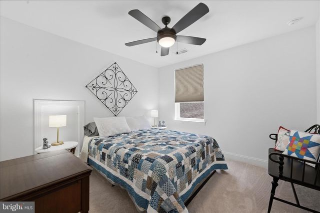 123 COWBIRD ST, Lake Frederick, VA 22630