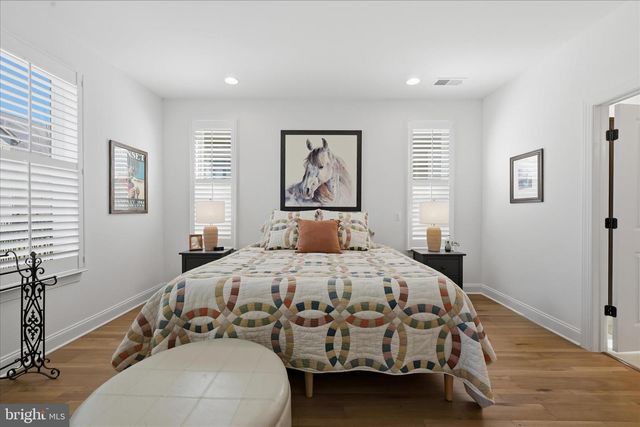 123 COWBIRD ST, Lake Frederick, VA 22630