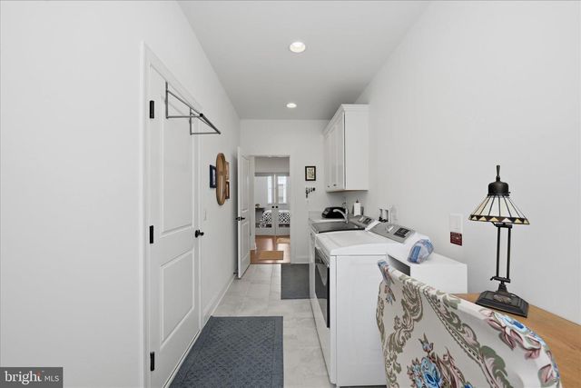 123 COWBIRD ST, Lake Frederick, VA 22630