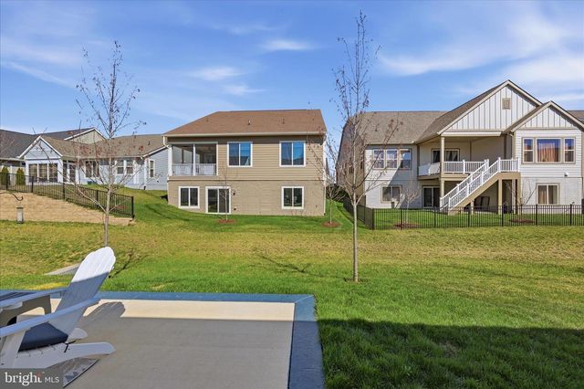 123 COWBIRD ST, Lake Frederick, VA 22630