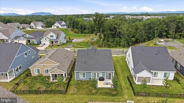123 COWBIRD ST, Lake Frederick, VA 22630