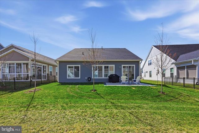 123 COWBIRD ST, Lake Frederick, VA 22630