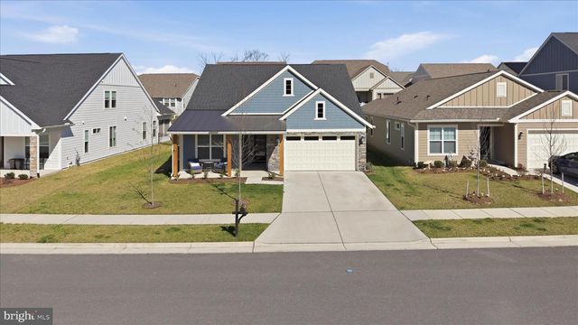 123 COWBIRD ST, Lake Frederick, VA 22630
